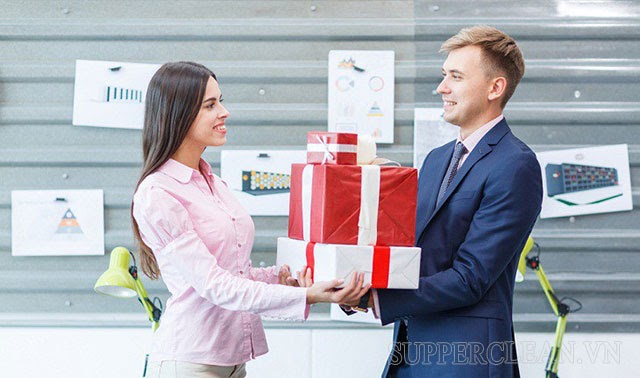 Những lời chúc tết khách hàng, đối tác mừng xuân Giáp Thìn 2024 hay